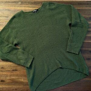 Lulu’s Dark Green Tunic Length Sweater Small